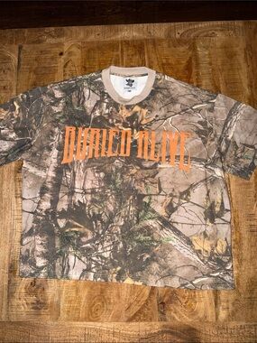 Short-Sleeve Camo Graphic Tee with Orange Text